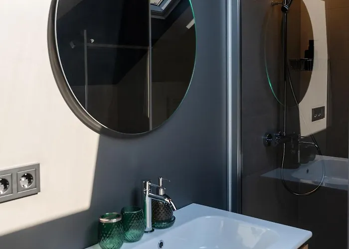 Core - Corporate By Weeklyflex *