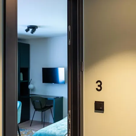 Core - Corporate By Weeklyflex