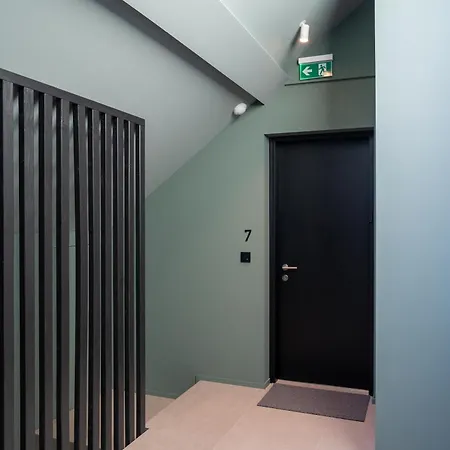 Core - Corporate By Weeklyflex