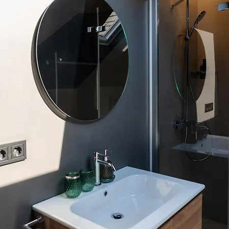 Core - Corporate By Weeklyflex *