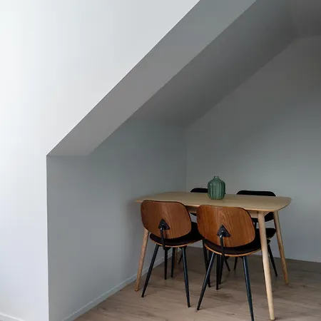 Core - Corporate By Weeklyflex שטראסן