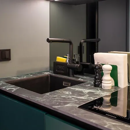 Core - Corporate By Weeklyflex * שטראסן