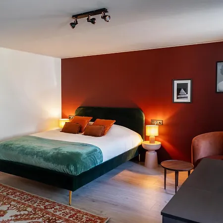 Core - Corporate By Weeklyflex * שטראסן