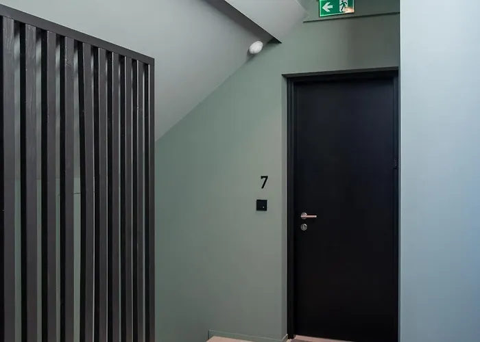 Core - Corporate By Weeklyflex