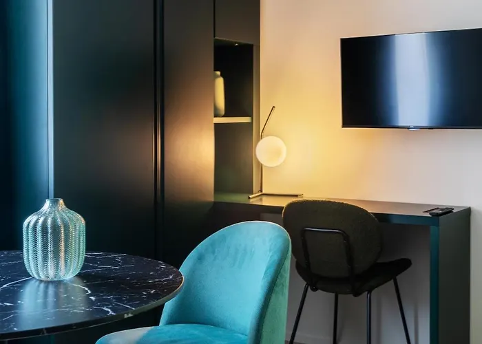 Core - Corporate By Weeklyflex Strassen