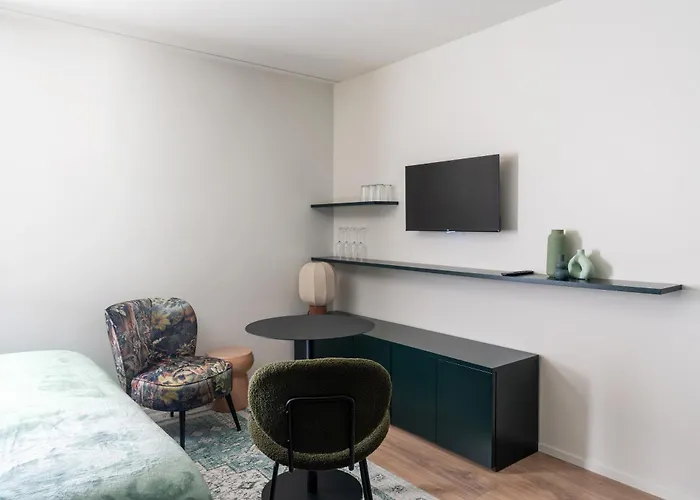 Core - Corporate By Weeklyflex * Strassen